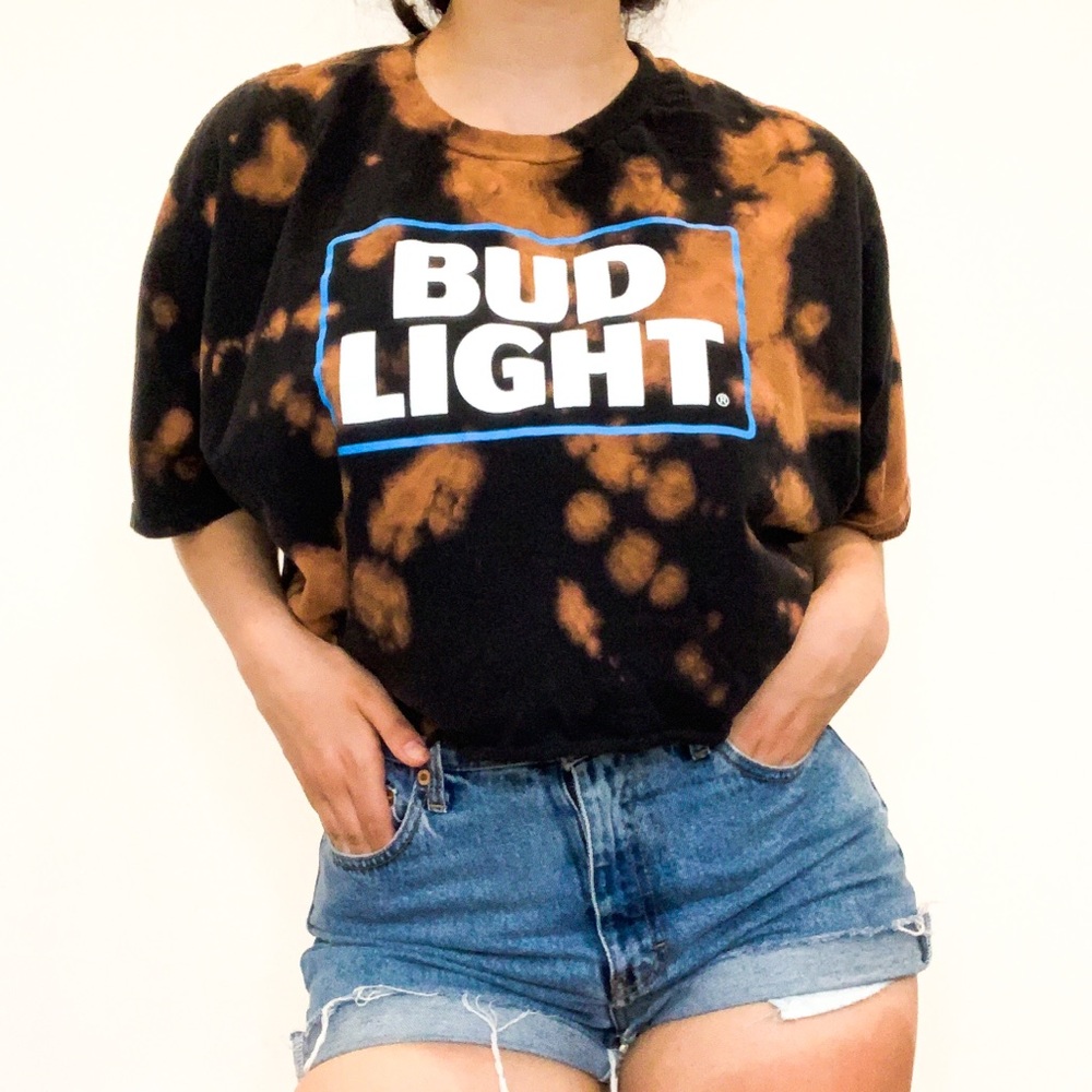 SOLD⚡️Bud Light Cropped Tee⚡️